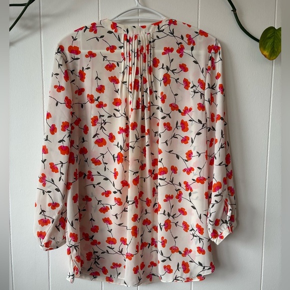 NYDJ Floral-Print Pintuck Blouse Medium - Picture 5 of 8